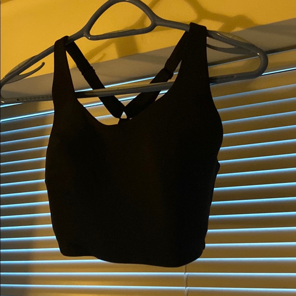 sports bra